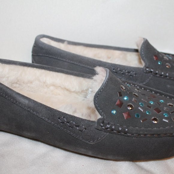 NIB‎ UGG ANSLEY II STUDDED SUEDE SLIPPERS GRAY 8 - Picture 5 of 6